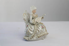 Load image into Gallery viewer, Dresden Sandizell Porcelain Lady with Instrument
