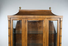 Load image into Gallery viewer, Drexel Heritage Et Cetera China Cabinet with Glass Shelves
