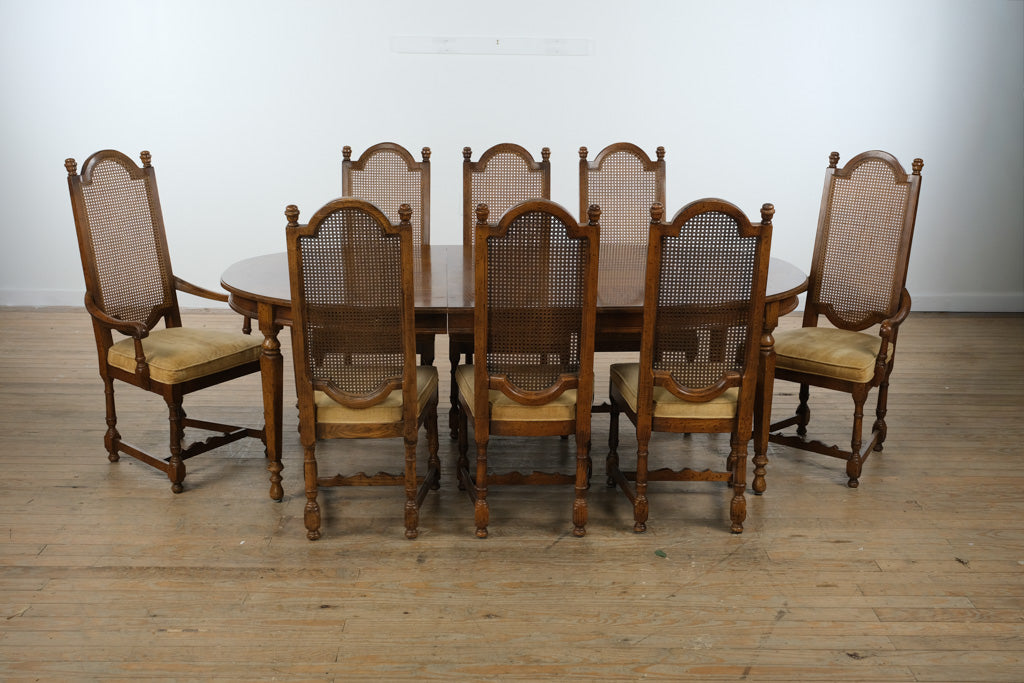 Drexel Bishopgate Collection Oak Dining Set – English Tudor Style