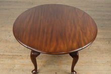 Load image into Gallery viewer, Henkel Harris Solid Mahogany Drop-Leaf Coffee Table
