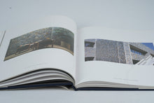 Load image into Gallery viewer, Duke a Portrait - Steve Dunwell &amp; Robert Durden
