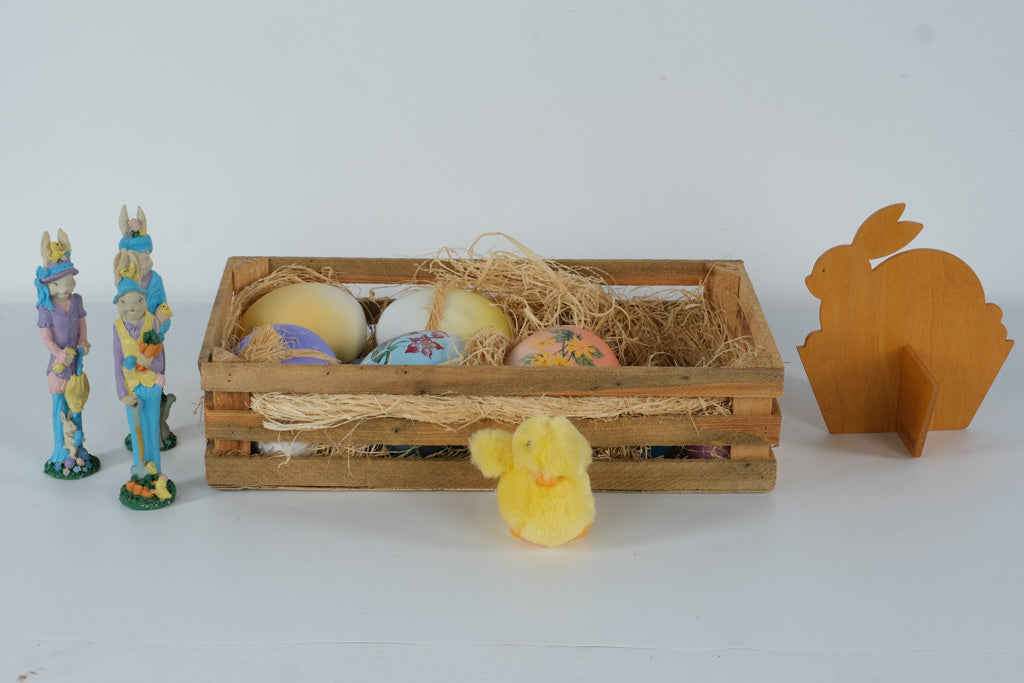 Easter Décor Bundle – Longaberger Woodcrafts Bunny Stand, Hand-Painted Egg Crate Display, Figurines & Spring Accents