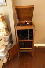 Load image into Gallery viewer, Antique Edison Disc Phonograph in Quarter-Sawn Tiger Oak Cabinet
