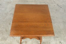 Load image into Gallery viewer, Antique Oak Edison Table with Turned Legs and Lower Shelf
