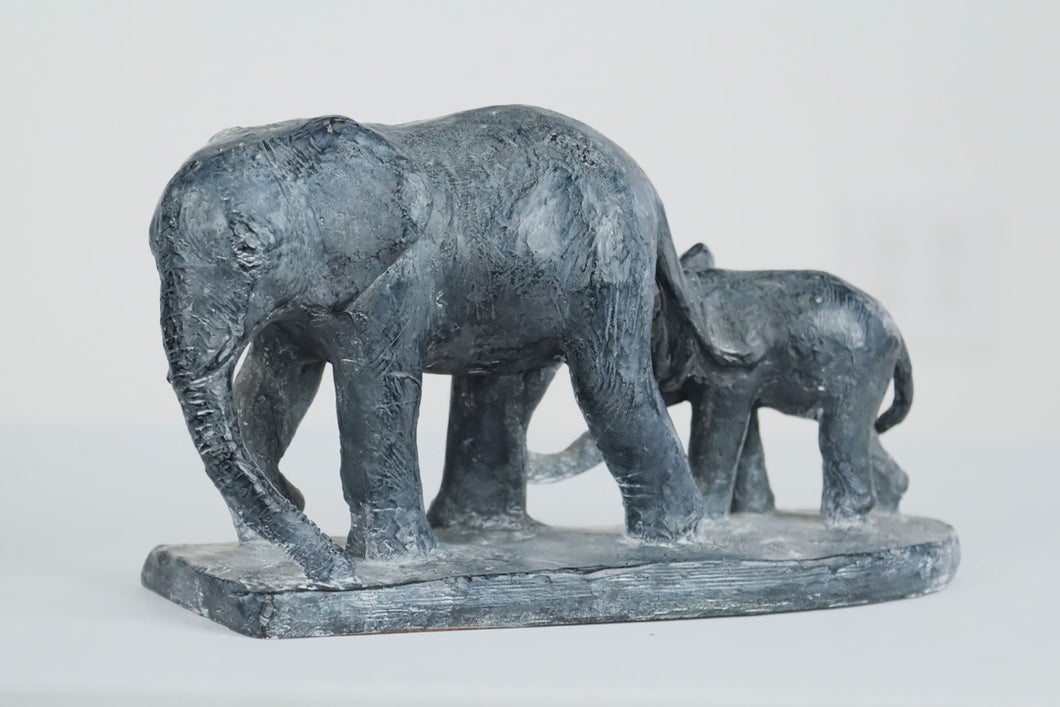 Carved Momma Elephant With Her Calf Sculpture - Austin Productions - 1972