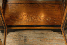 Load image into Gallery viewer, Pair of Thomasville “Embassy” Asian Modern Display Cabinets – Rare Vintage Collection
