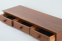 Load image into Gallery viewer, Ethan Allen Dresser Top Jewelry / Valet Box – American Expressions
