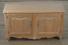 Load image into Gallery viewer, Ethan Allen Country French Buffet
