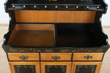 Load image into Gallery viewer, Ethan Allen Hitchcock-Style Painted Dry Sink with Lift-Out Copper Tray
