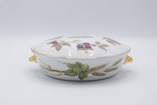 Load image into Gallery viewer, Royal Worcester Evesham England Covered Casserole Dish 8 Inch
