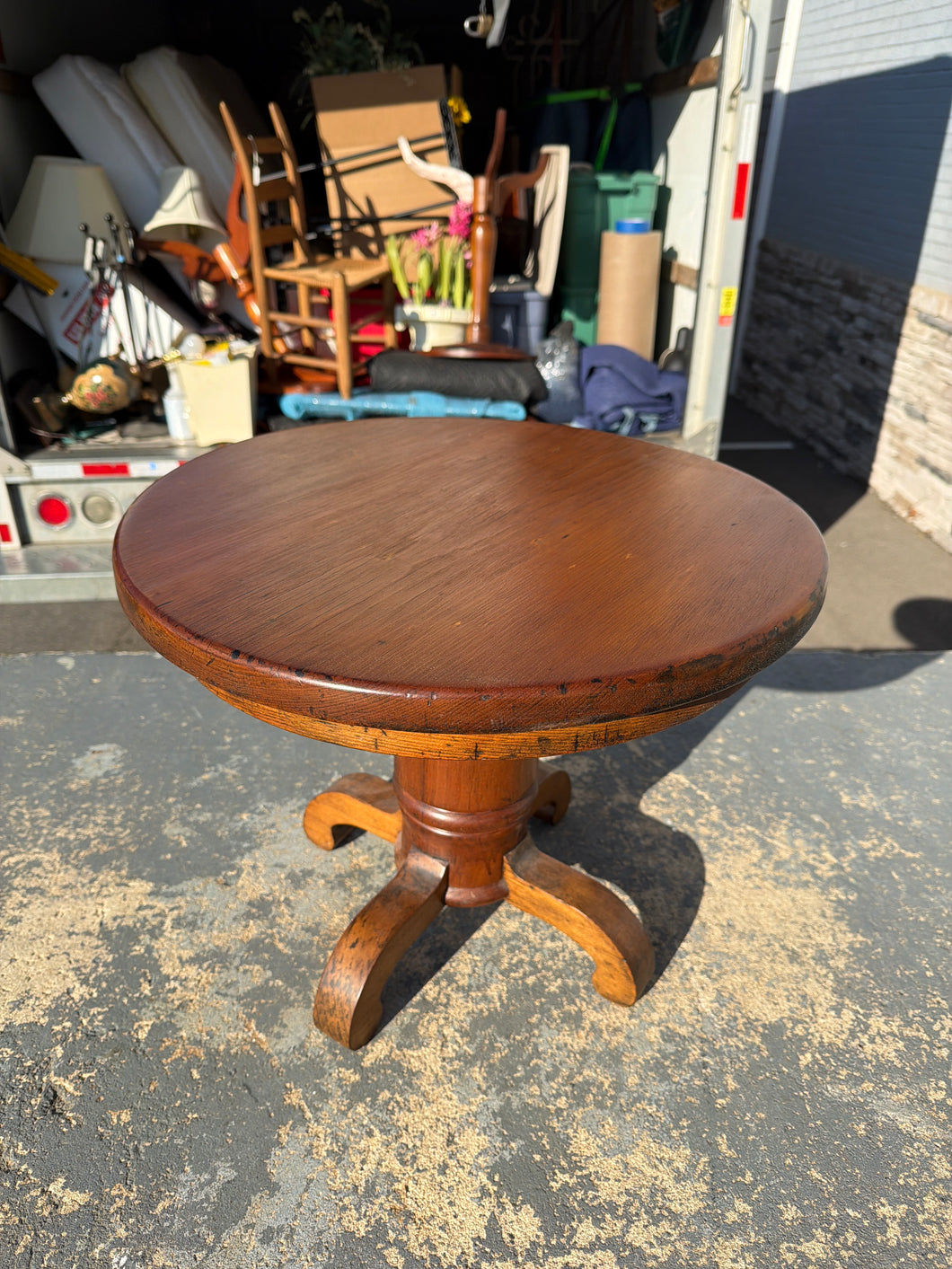 Antique Round Side Table / Short Plant Stand