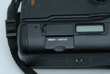 Load image into Gallery viewer, Nikon F5 Professional 35mm Film SLR Camera Body Manuals Strap Japan
