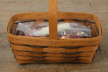 Load image into Gallery viewer, Longaberger 1995 Bread Basket w/ Fall Foliage Liner (New in Package) &amp; Plastic Protector – Handwoven USA (10")
