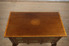 Load image into Gallery viewer, Hickory “American Masterpiece Collection” Federal Style Inlaid Eagle Console Table
