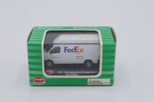 Load image into Gallery viewer, Model Power Minis Mercedes-Benz/Dodge Sprinter Van – FedEx (1:87 Diecast, #19222)
