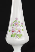 Load image into Gallery viewer, Fenton Bud Vase
