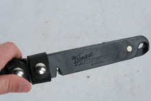 Load image into Gallery viewer, Cutco Fisherman’s Solution Knife with Sheath – 6&quot; Fillet Blade by Alcas
