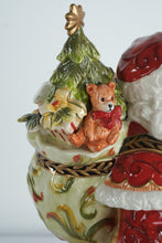 Load image into Gallery viewer, Fitz and Floyd Damask Holiday Santa Centerpiece – 19-616 – Original Box, Stunning Hand-Painted Detail
