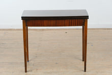 Load image into Gallery viewer, Mahogany Flip Top Game Table with Inlaid Border and Felt Playing Surface
