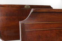 Load image into Gallery viewer, Flamed Mahogany Full Size Bed
