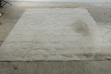 Load image into Gallery viewer, Safavieh Florida Shag SG455 Cream 8 x 10 Area Rug Scroll Floral Pattern
