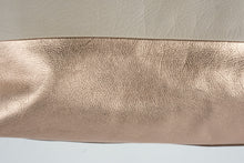 Load image into Gallery viewer, Fossil Leather Tote Bag Cream Rose Gold Metallic Colorblock Zip Top - Online Only
