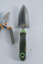 Load image into Gallery viewer, Garden Hand Tool Lot – Corona BP 3350 Pruner, Fiskars Pruners, and Stainless Steel Hand Trowel (4-Piece Set)
