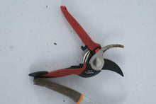 Load image into Gallery viewer, Garden Hand Tool Lot – Corona BP 3350 Pruner, Fiskars Pruners, and Stainless Steel Hand Trowel (4-Piece Set)

