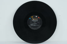Load image into Gallery viewer, Goldfinger 007 James Bond Original Movie Soundtrack Vinyl Record - UAS 5117
