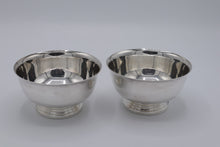 Load image into Gallery viewer, Set of 2 Gorham Silverplate Footed Bowls – YC778, Classic Modern Design
