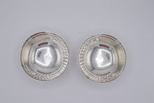 Load image into Gallery viewer, Set of 2 Gorham Silverplate Footed Bowls – YC778, Classic Modern Design
