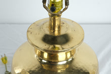 Load image into Gallery viewer, Hollywood Regency Hammered Brass Ginger Jar Table Lamp Large
