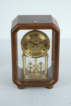 Load image into Gallery viewer, Hampton Quartz Anniversary Mantel Clock with Brass Four Ball Pendulum AT&amp;T
