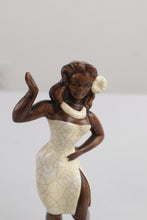 Load image into Gallery viewer, Hawaiian Hula Man and Woman - Treasure Craft
