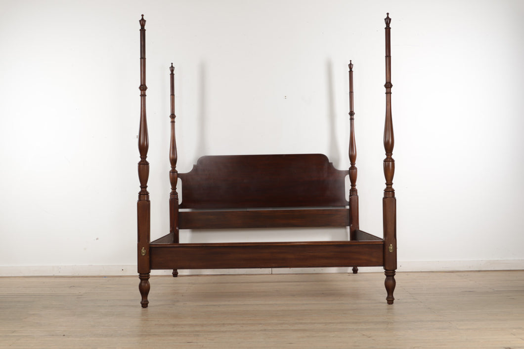 Henkel Harris Mahogany Queen Size Poster Bed