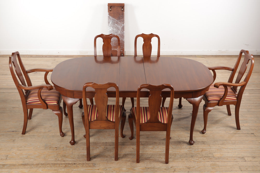Queen anne dining table and chairs for sale hotsell