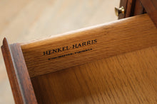 Load image into Gallery viewer, Henkel Harris Mahogany Bachelor's Chest Style 2401
