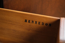 Load image into Gallery viewer, Henredon Natchez Collection Mahogany China Cabinet with Lighted Display
