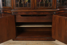Load image into Gallery viewer, Henredon Natchez Collection Mahogany China Cabinet with Lighted Display
