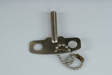 Load image into Gallery viewer, Highland Mantel Clock – West Germany W. Hald 1050-020 Triple-Chime Mechanical Movement
