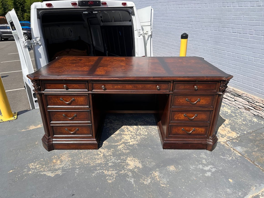 Hooker Furniture European Renaissance II Executive Desk
