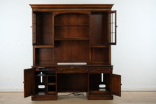 Load image into Gallery viewer, Hooker Furniture Home Office Brookhaven Executive Desk w/Hutch
