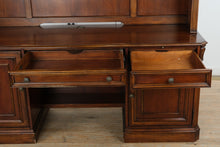 Load image into Gallery viewer, Hooker Furniture Home Office Brookhaven Executive Desk w/Hutch
