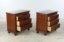 Load image into Gallery viewer, Pair of Hooker Furniture Leesburg Mahogany Nightstands with Pull-Out Tables
