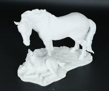 Load image into Gallery viewer, Kaiser Limited Edition Mare &amp; Foal – White Bisque Porcelain Sculpture (#1726/5000)
