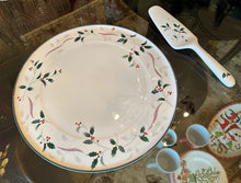 Load image into Gallery viewer, Christopher Stuart Holiday Splendor Chop Plate &amp; Spreader Set 13.25” Holly Bone China
