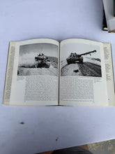 Load image into Gallery viewer, Soldiers A History of Men in Battle by John Keegan and Richard Holmes
