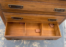 Load image into Gallery viewer, Glenmore 5-Drawer Solid Wood Chest of Drawers
