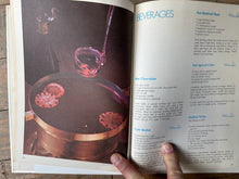 Load image into Gallery viewer, Gourmet International Fondue The Fine Art of Fondue Chinese Wok and Chafing Dish Cooking
