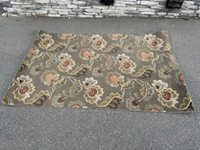 Load image into Gallery viewer, Floral Area Rug Gray Green Traditional Botanical Pattern 61 x 96
